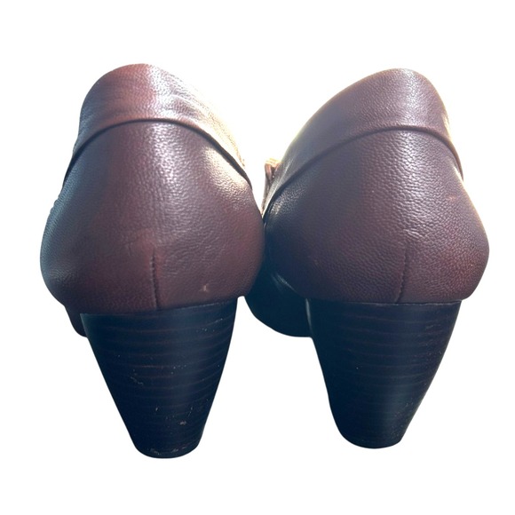 Bare Traps Leather Slip-On Heeled Booties Shoes Womens Size 9M Brown Classic - Picture 10 of 11